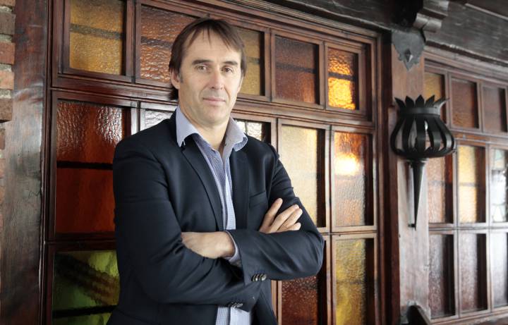 Lopetegui considers tempting Wolverhampton Wanderers offer