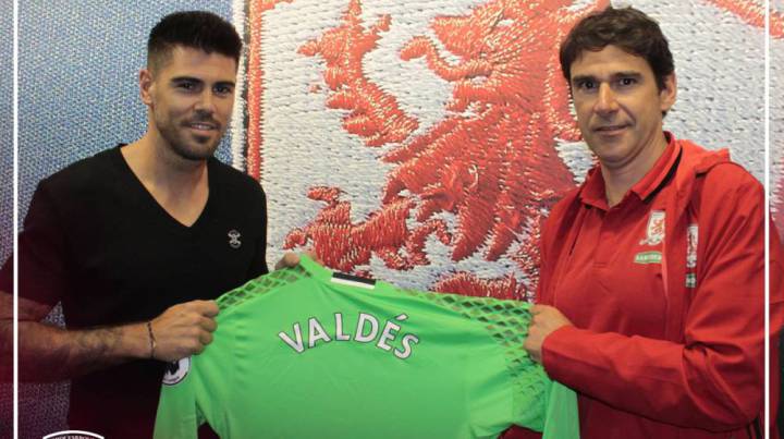 Víctor Valdés: goalkeeper joins Aitor Karanka's Middlesbrough