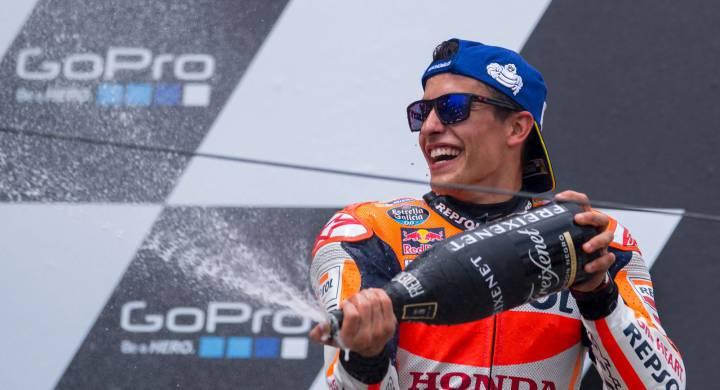 Márquez pulls clear after storming to win in Chemnitz