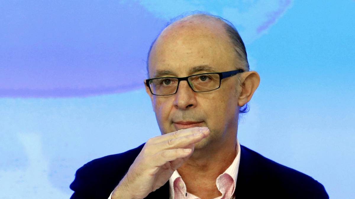 Spanish government eyes tax hike on tobacco, alcohol and diesel fuel