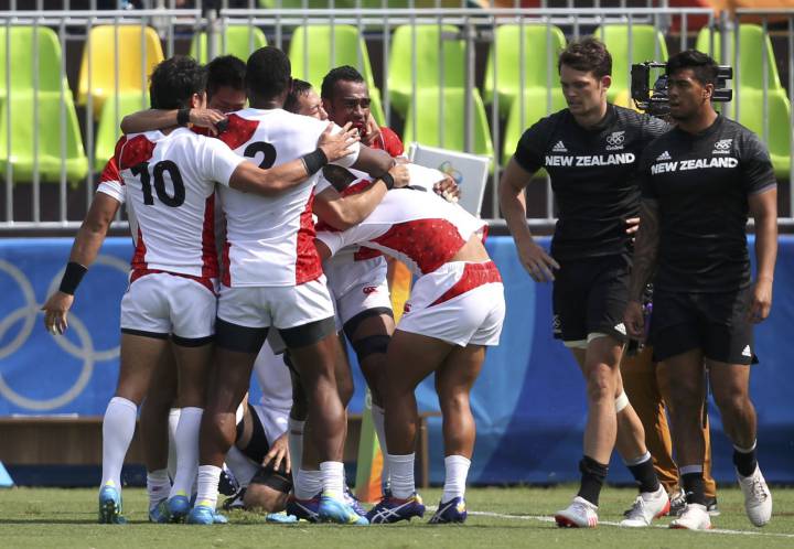 Japan shock Kiwis; Sonny Bill forced to return home