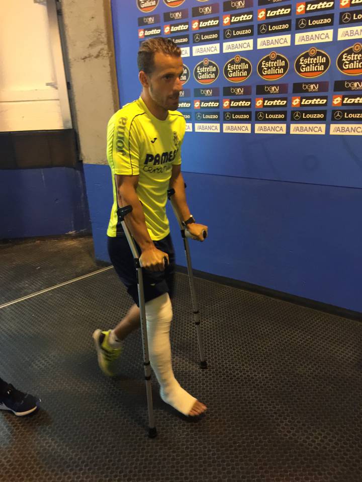 Villarreal confirm Roberto Soldado UCL tear