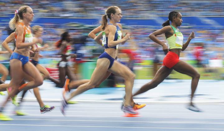 Almaz Ayana demolishes 23-year-old world record