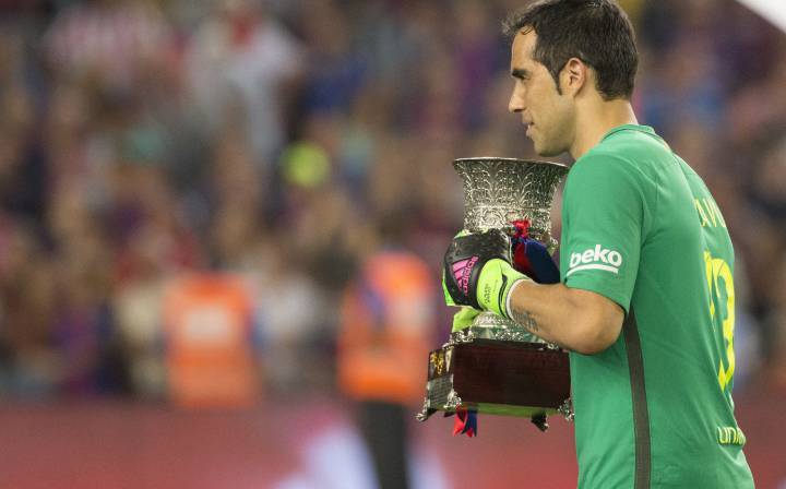 Barcelona round-up: Bravo, Messi, Mascherano, Luis Enrique...