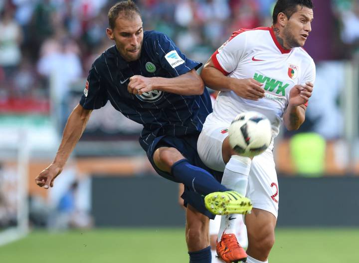 Bas Dost joins Sporting Lisbon