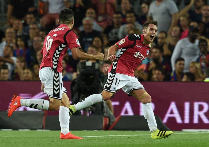 Barcelona v Alavés live: LaLiga matchday 3 kick-off 20:30