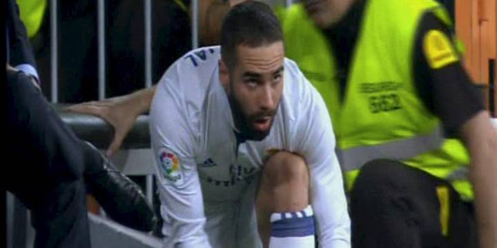While Carvajal gets dressed, Villarreal win their penalty
