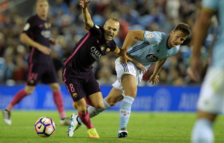 Iniesta makes 600th Barcelona appearance in Celta defeat