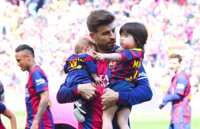 Piqué to Shakira: "I will get to the World Cup final for you"