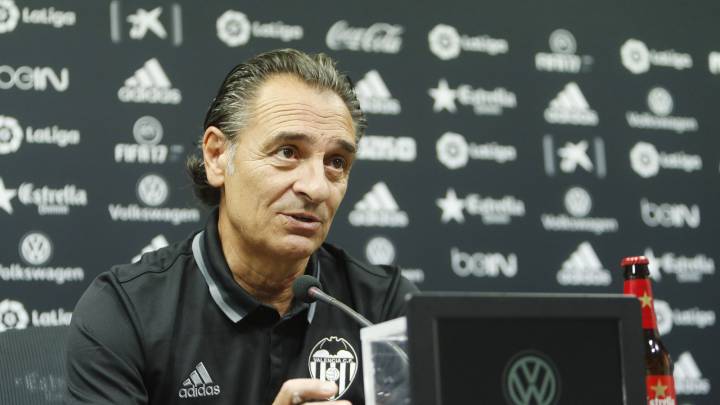 No formula to stop magnificent Messi, admits Valencia's Prandelli