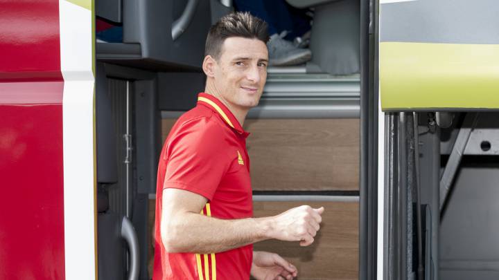 Lopetegui: "Aduriz is an example for everyone"