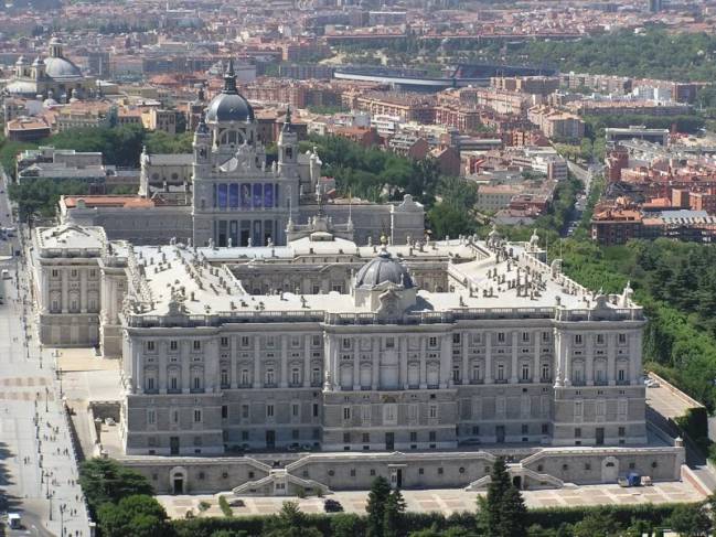 Sightrunning Madrid: from the Bernabéu to the Calderón