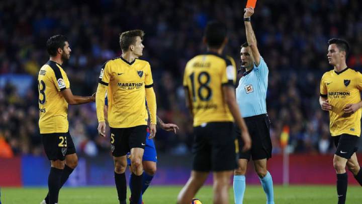 Juankar off for foul-mouthed rant as Málaga finish with nine