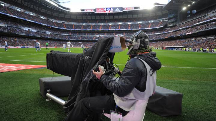 How and where can I watch Real Madrid - Sporting Gijon: times, TV, online