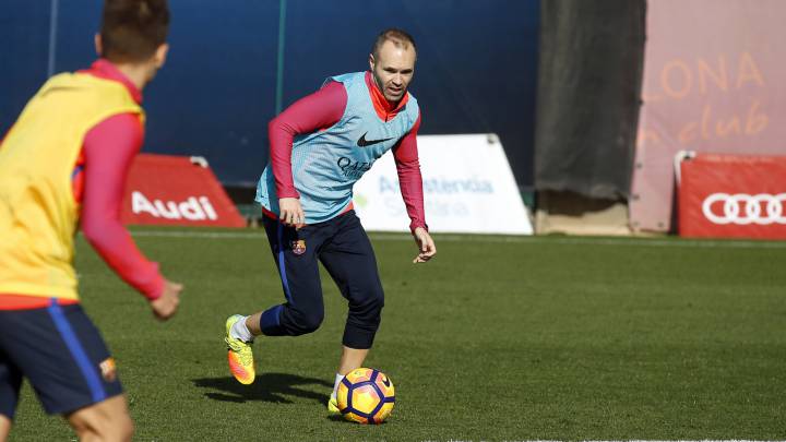 Andres Iniesta in training