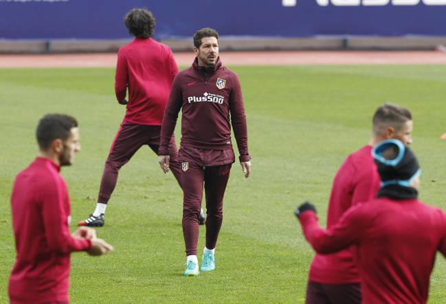 Diego Simeone during Atletico Madrid training.