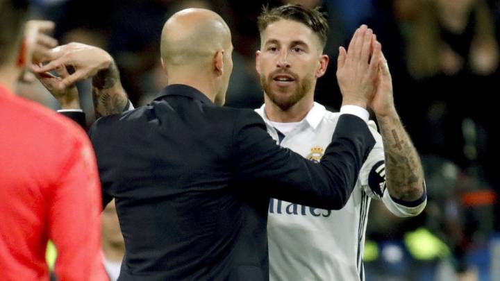 Real Madrid's Sergio Ramos scores at the death against Deportivo de La Coruña, to keep the unbeaten run of Zinedine Zidane's side going.