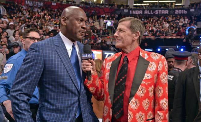 Craig Sager interviewing Michael Jordan