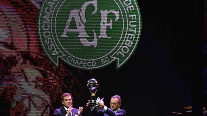 Chapecoense tribute ahead of Copa Libertadores 2017 draw