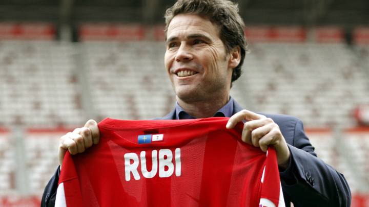 Rubi appointed as new Sporting Gijón head coach