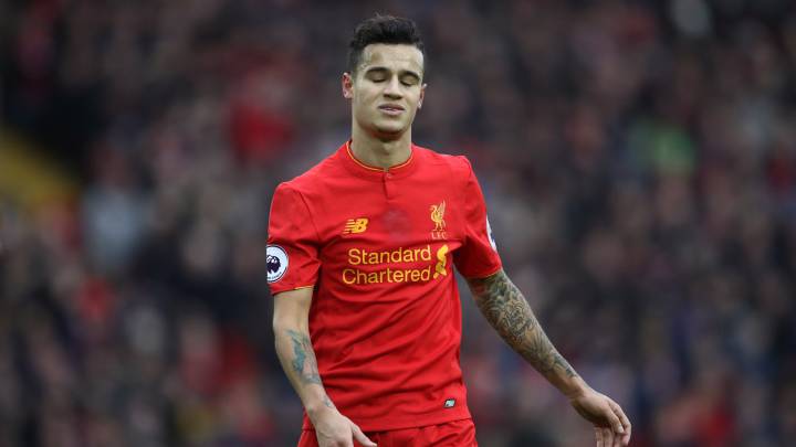 Philippe Coutinho of Liverpool reacts during the Premier League match between Liverpool and Swansea City