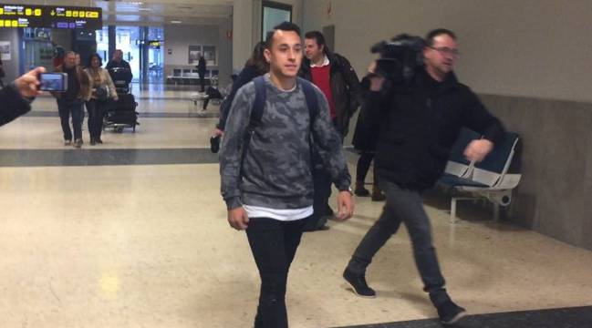 Orellana lands in Valencia airport
