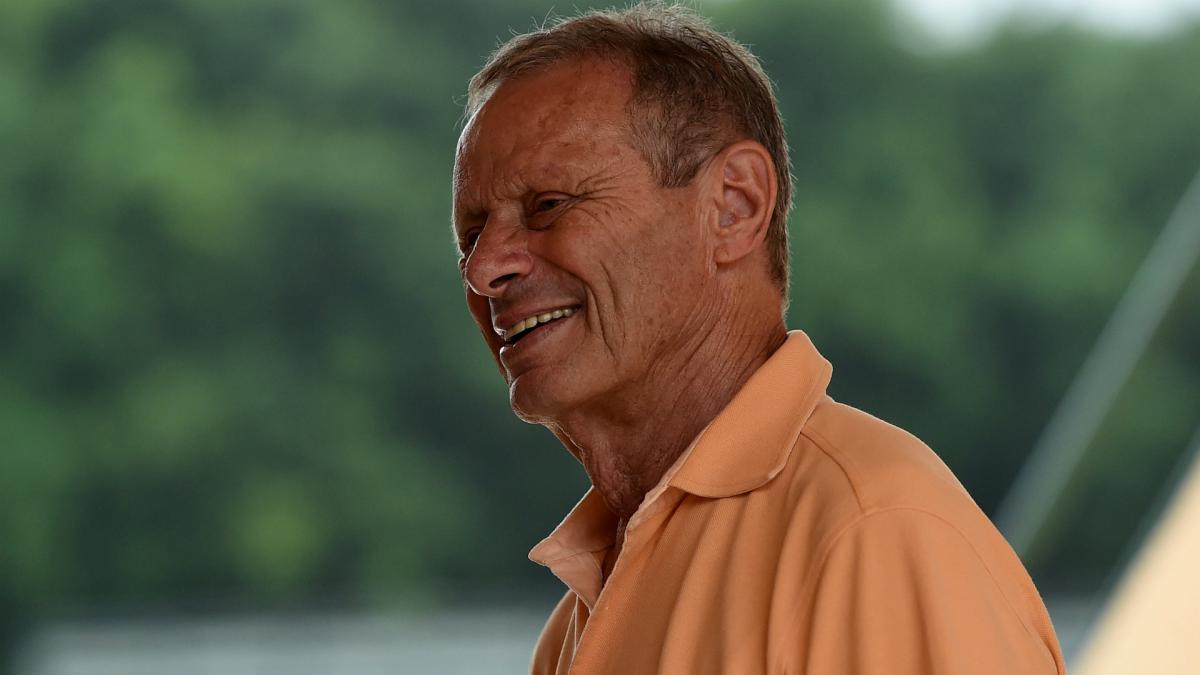 "Manager eater" Palermo chief Zamparini resigns