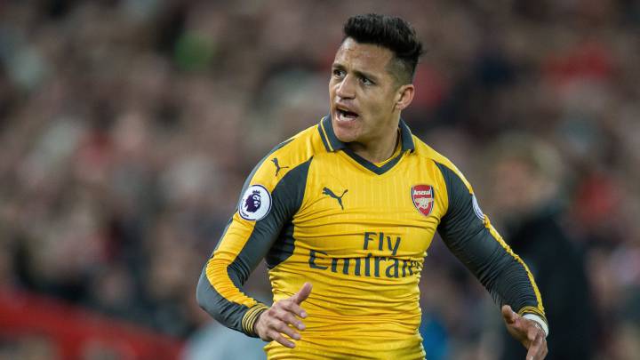 Arsenal's Alexis Sanchez in action during the English Premier League soccer match between Liverpool and Arsenal at Anfield