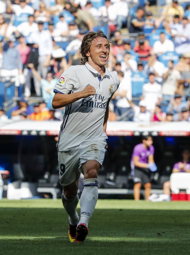 Luka Modric during the game against Osasuna.
