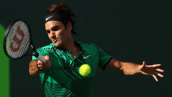Federer, Nadal remain on course for Miami final meeting
