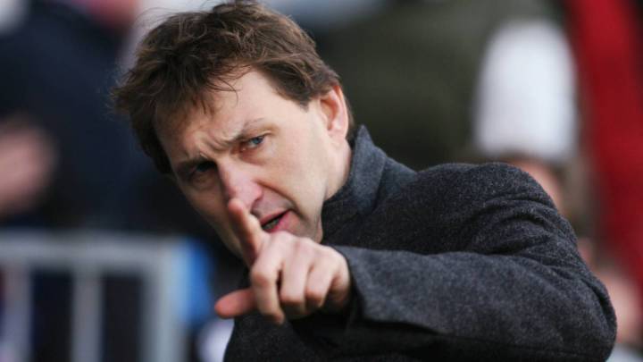 The former Arsenal and England defender will manage the La Liga strugglers until the end of the season, who are currently seven points adrift of safety.
