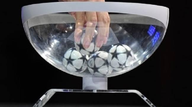 Just four balls required, all at exactly the same temperature.