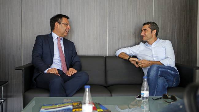 Ernesto Valverde meets with Bartomeu knowing the challenge that lies ahead.