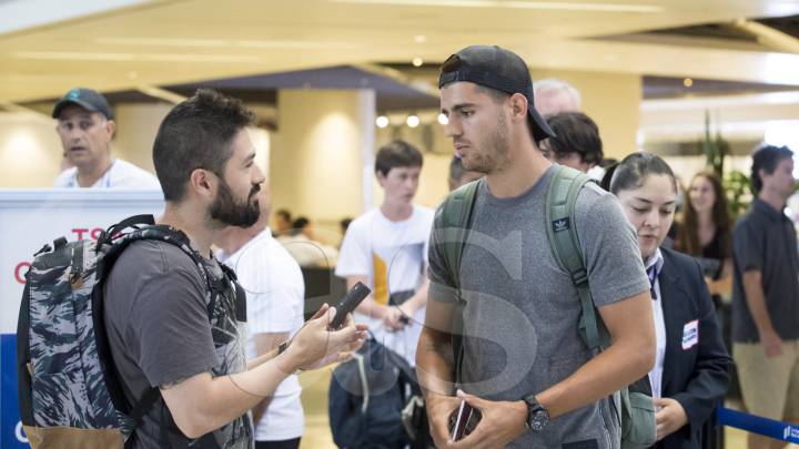 The Chelsea-bound striker spoke to AS in Los Angeles before boarding a flight to London. He admitted that it is 'difficult' to envisage a return to Madrid.