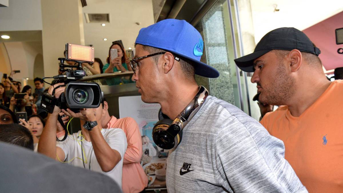 Football superstar Cristiano Ronaldo due to visit Singapore on Friday Football superstar Cristiano Ronaldo due to visit Singapore on Friday