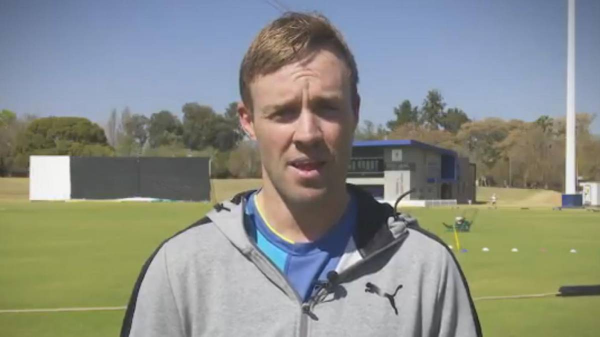 De Villiers steps down as South Africa ODI captain