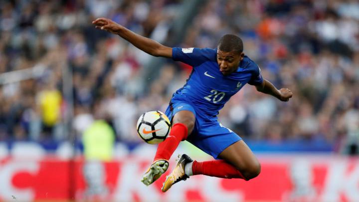 Kylian Mbappe scored his first goal for France as Deschamps' side swept the Netherlands aside. Griezmann and Thomas Lemar (2) also found the net.