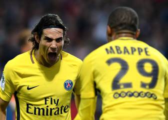 Mbappé and Cavani at the double as PSG swagger to victory
