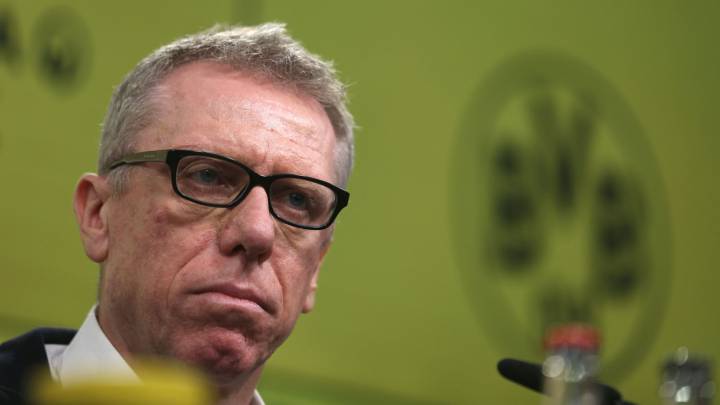 Borussia Dortmund confirm Peter Bosz exit with Stöger to step in