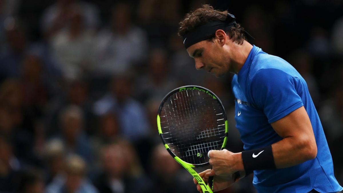 Nadal practices in Melbourne amid Australian Open fitness concerns