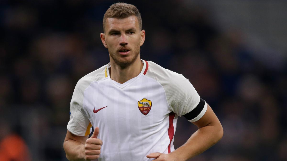 Dzeko flattered by Chelsea interest but happy to stay at Roma