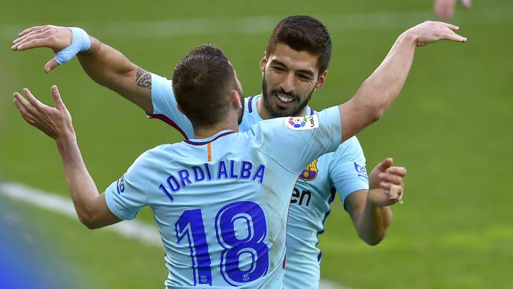 Barcelona move 10 points clear after tough Eibar encounter