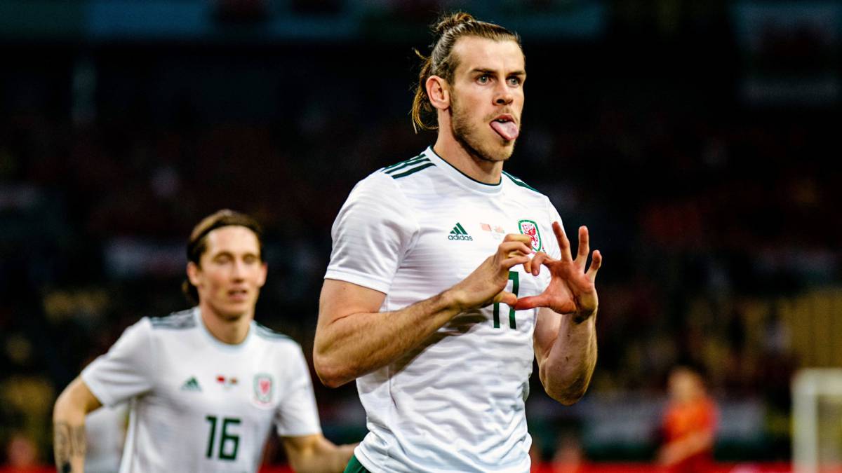 China 0-6 Wales China Cup: Report from Giggs' first game