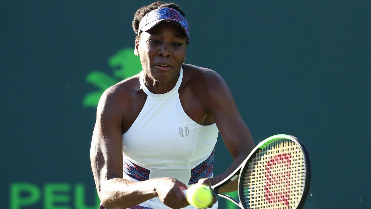 Wozniacki exits as Venus, Konta cruise in Miami