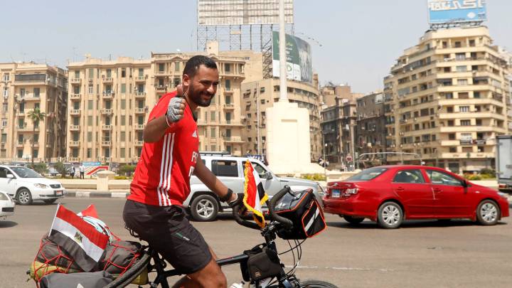Egyptian gets on his bike for World Cup road trip
