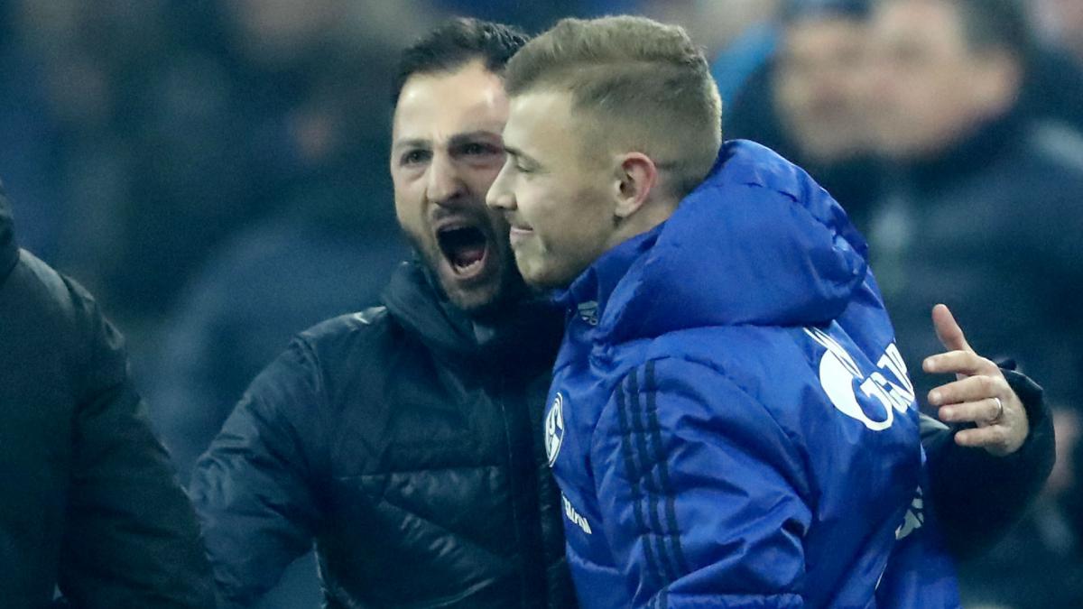 Schalke's Max Meyer hits back after chief claims transfer driven by money Schalke's Max Meyer hits back after chief claims transfer driven by money
