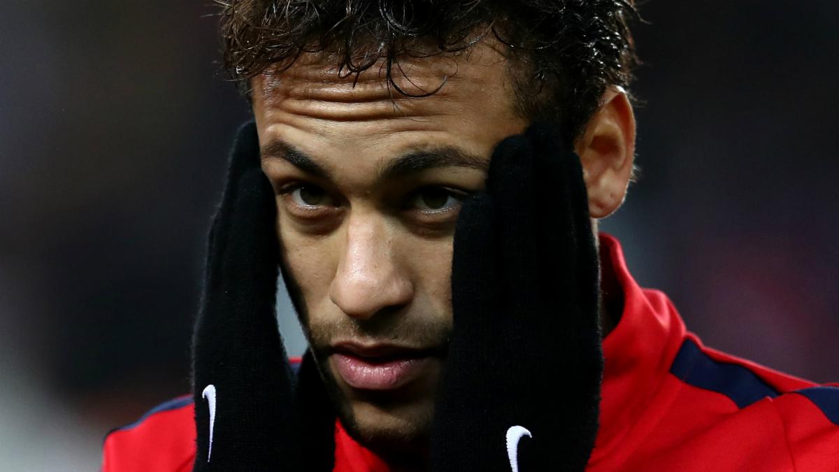 Neymar returns to PSG