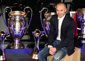 Barcelona says goodbye to Iniesta