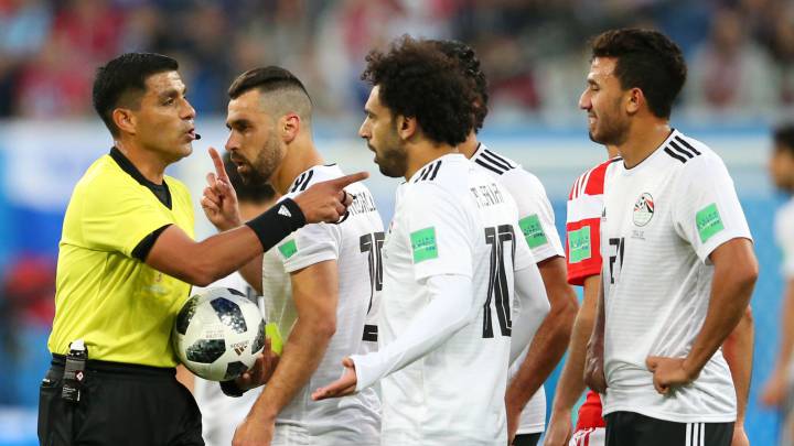 Egypt to file referee complaint after Russia defeat