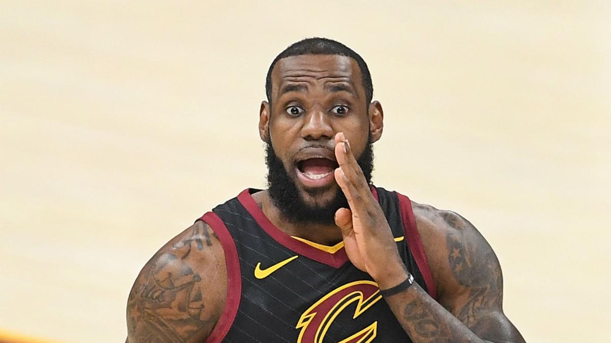 LeBron in 'good dialogue' with Cavaliers
